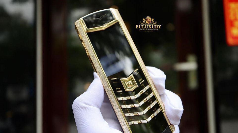 vertu signature s gold diamonds